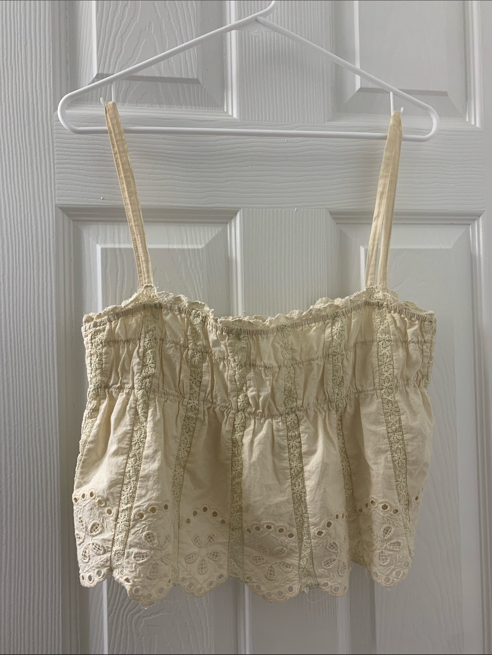 Cream Lace Trim Spaghetti Strap Crop Top